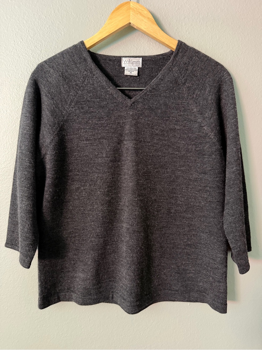 Willi Smith Collection Vintage 100% Merino Wool V-Neck Sweater Made in UK XL